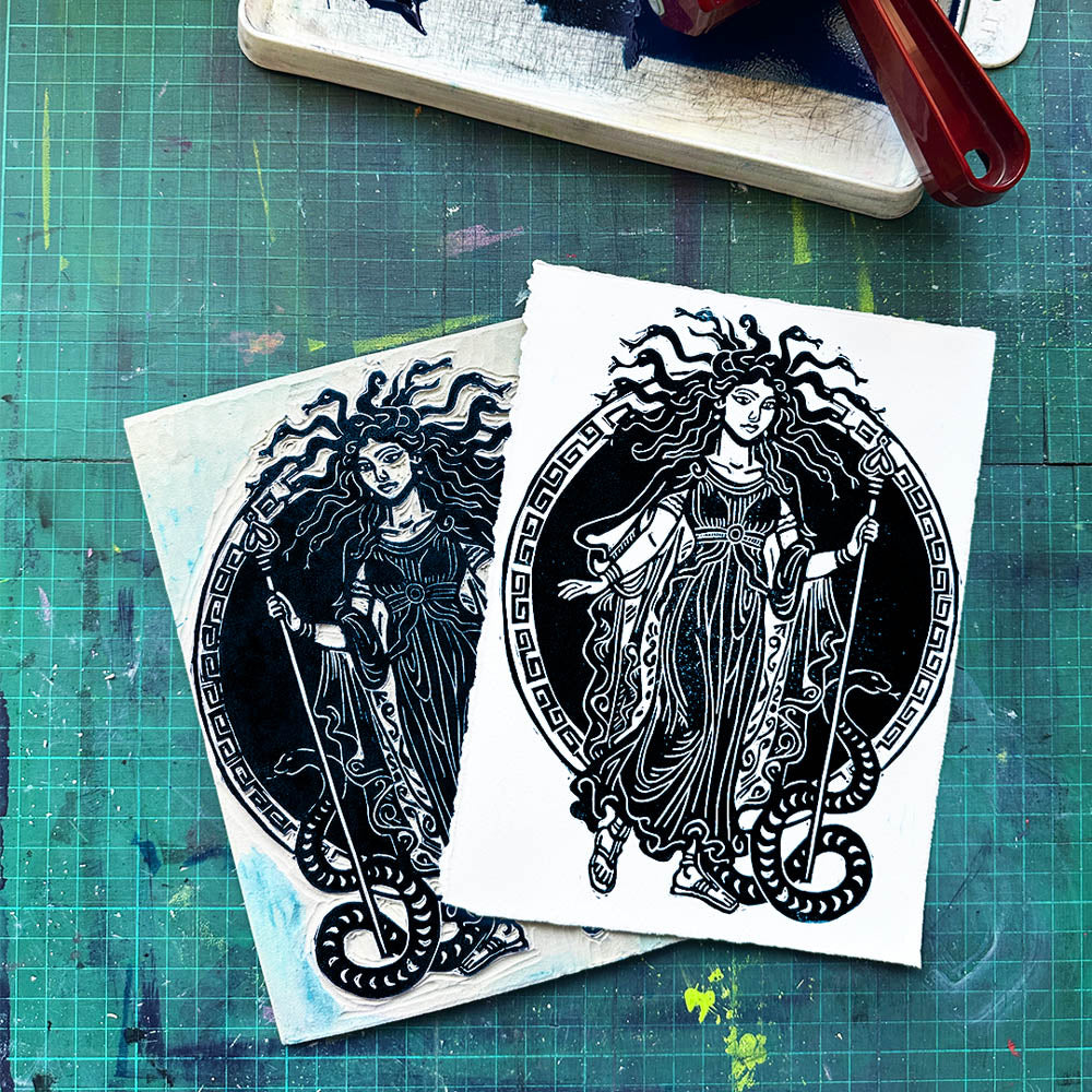 December Sevens - Medusa, I hardly know her!